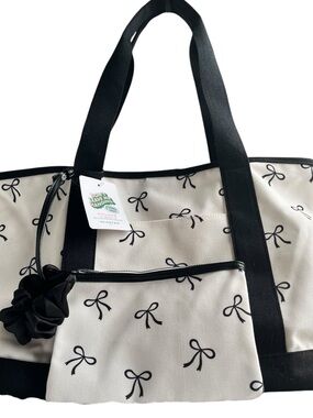 NEW Bow Print Tote Bag